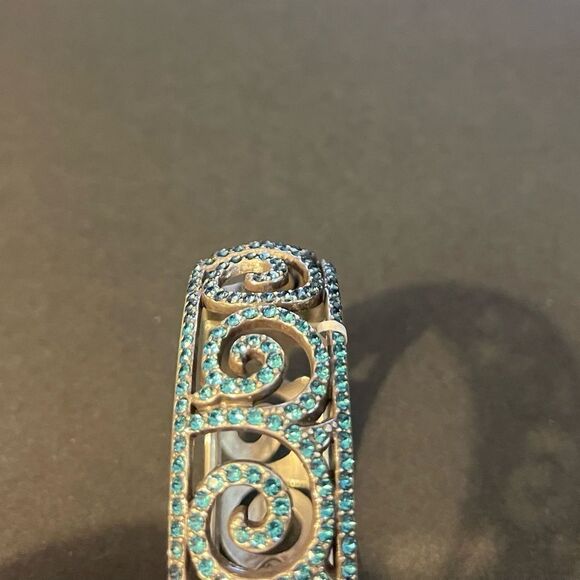 Brighton Sea of Love Crystal Hinged Bangle Bracelet NWT - Picture 5 of 9